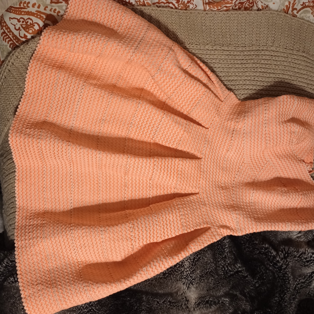 L'ATISTE Coral Textured Dress